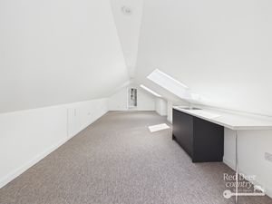 Office/Hobby Room- click for photo gallery